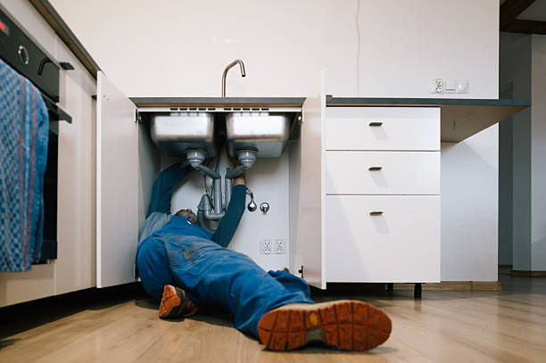 Professional Leak Detection technician working in Brookline, MA